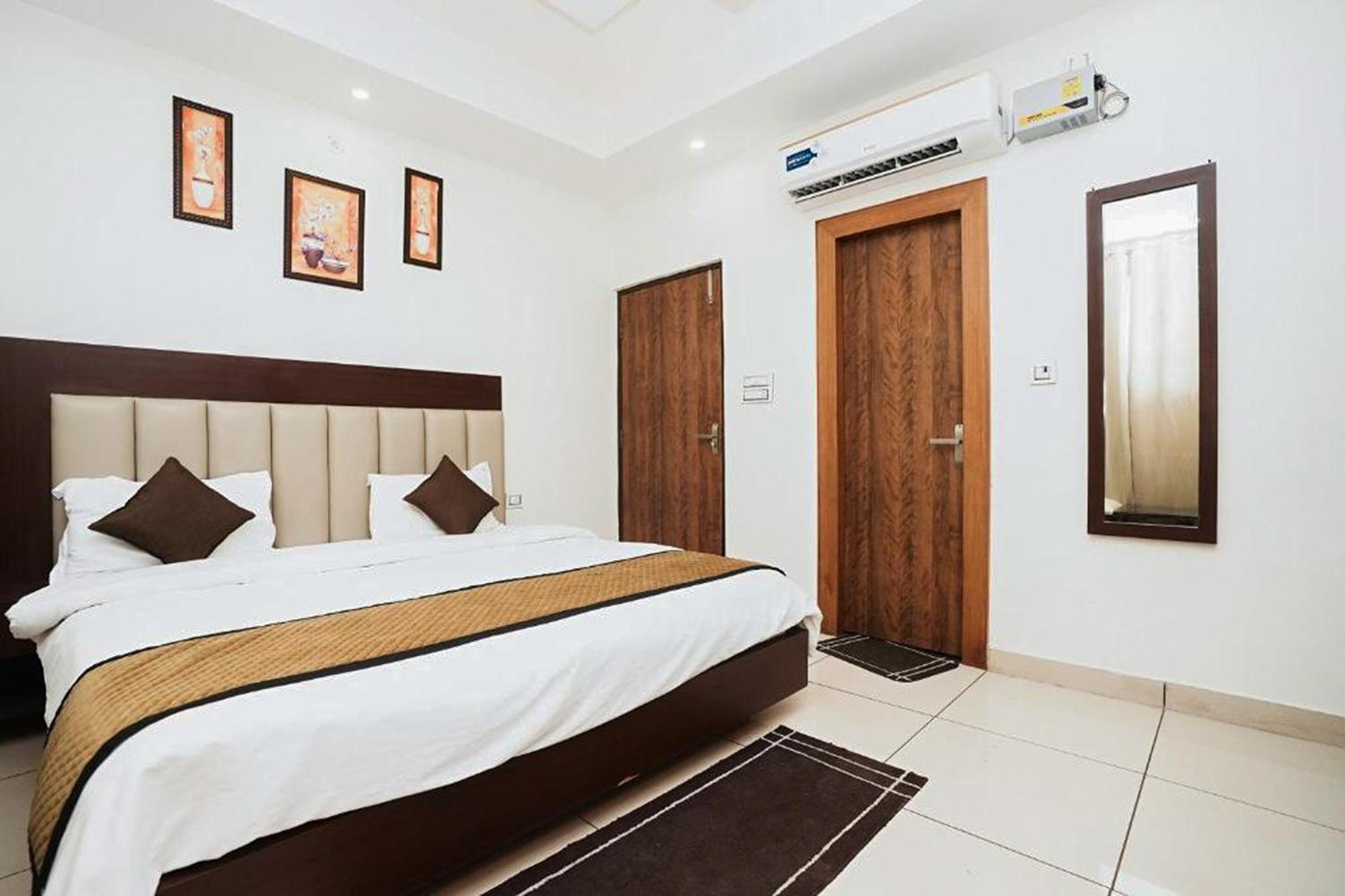 Hotel The 7 Seas Rishikesh Exterior photo