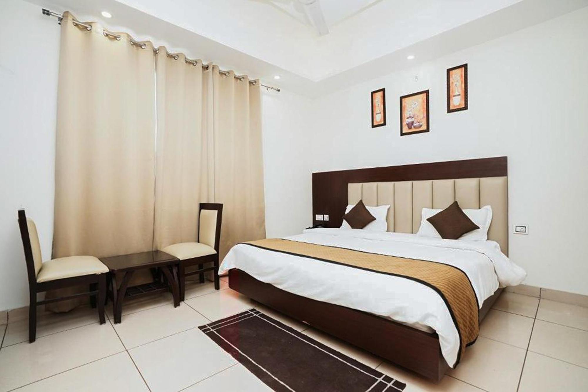 Hotel The 7 Seas Rishikesh Exterior photo
